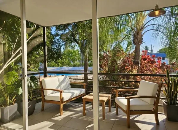 118 NW Royal Park Drive #2E, Oakland Park, FL 33309