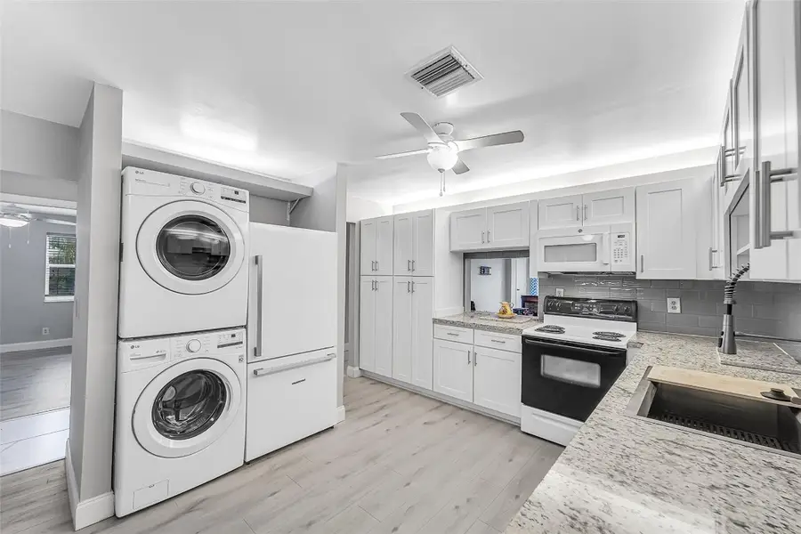 1521 NW 19th Terrace #101, Delray Beach, FL 33445 - #3