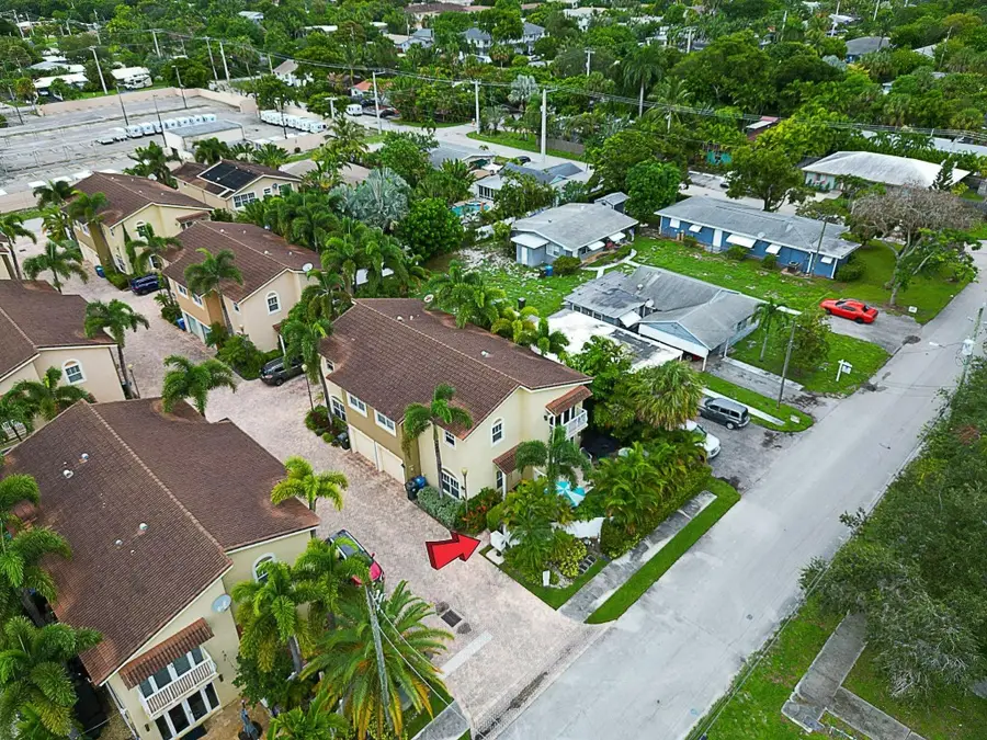 1251 NE 32nd Street, Oakland Park, FL 33334 - #2