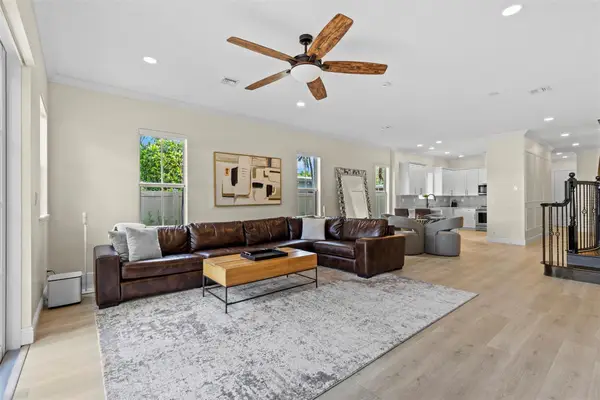 1121 NE 14th Avenue, Fort Lauderdale, FL 33304