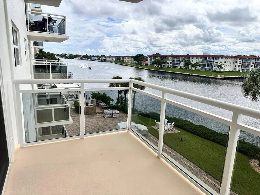 1160 Hillsboro Mile #304, Hillsboro Beach, FL 33062 - #2