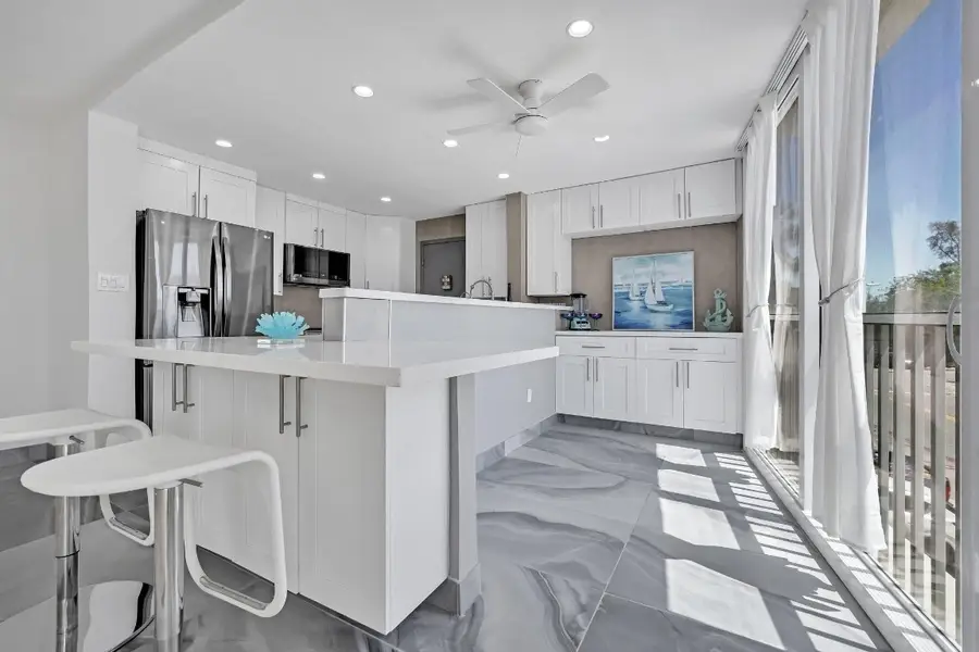 720 Bayshore Drive #202, Fort Lauderdale, FL 33304 - #3