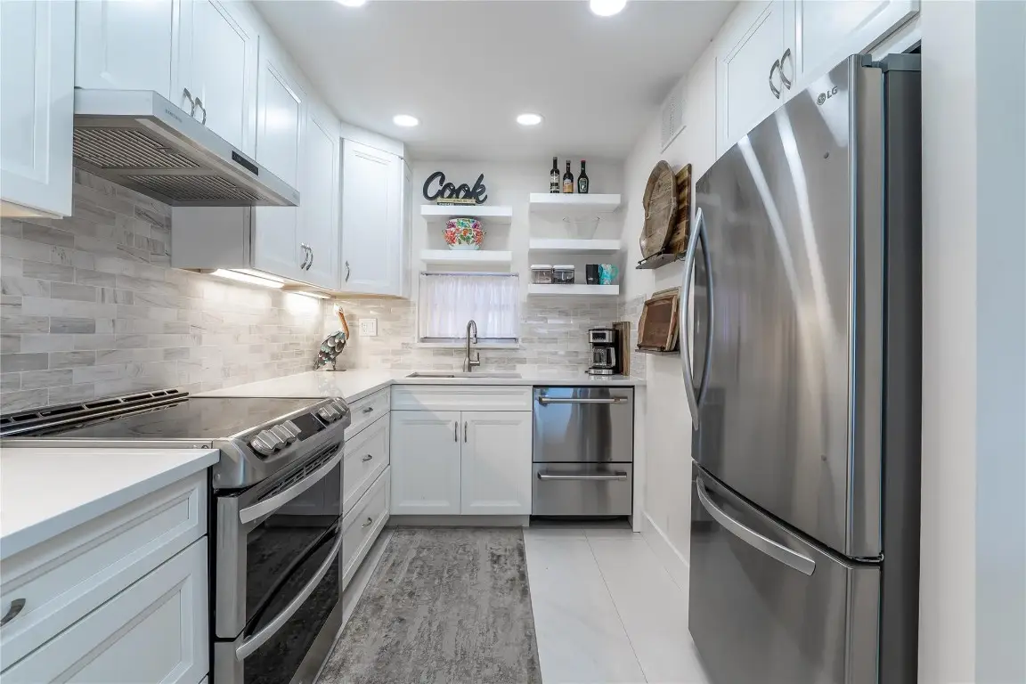 9411 N Hollybrook Lake Drive #310, Pembroke Pines, FL 33025 - #1