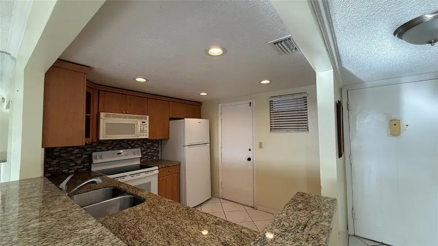 406 NW 68th Avenue #310, Plantation, FL 33317 - #3