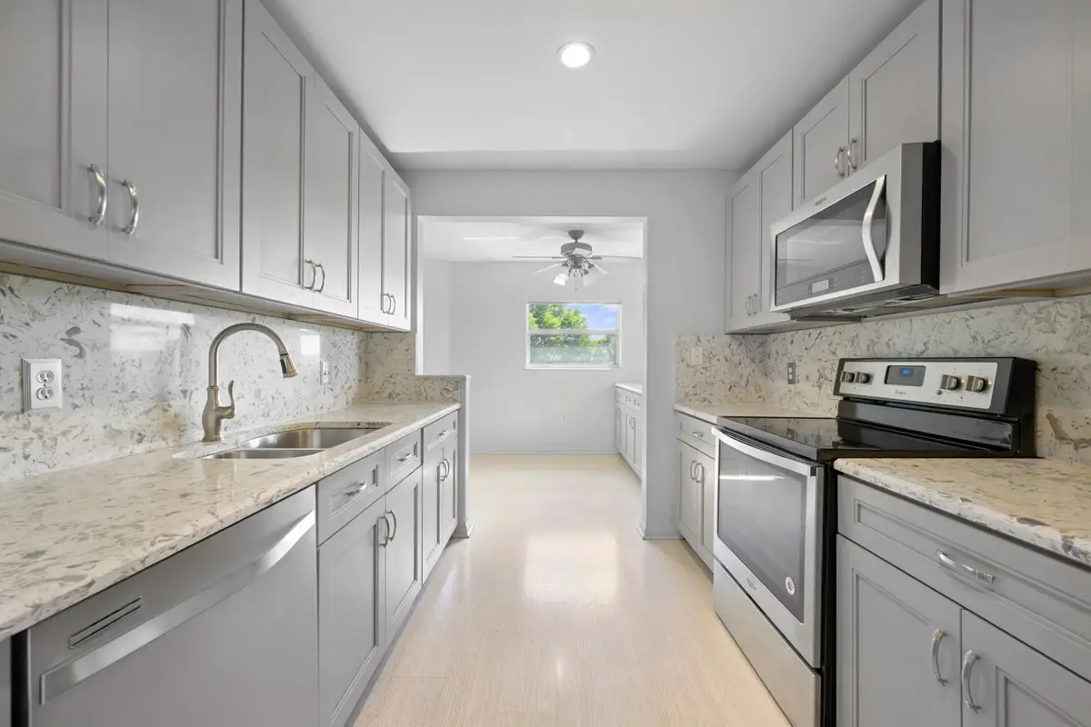 550 SW 137th Avenue #401L, Pembroke Pines, FL 33027 - #1