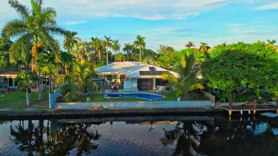 208 NE 30th Street, Wilton Manors, FL 33334 - #2