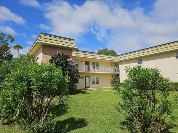15 Vista Gardens Trail #206, Vero Beach, FL 32962