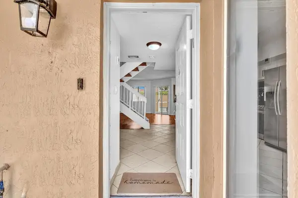 7903 NW 7th Court, Plantation, FL 33324