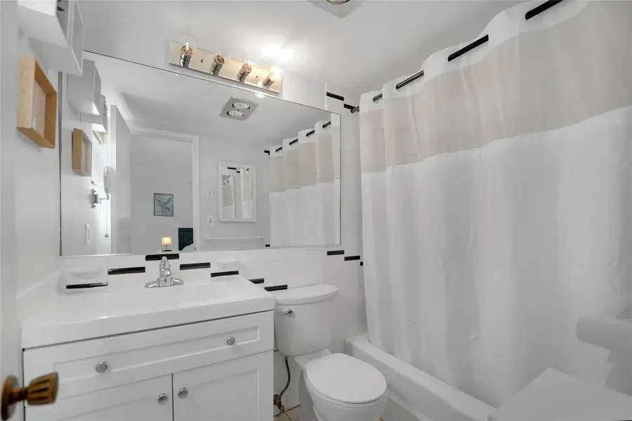 257 S Cypress Road #401, Pompano Beach, FL 33060 - #3