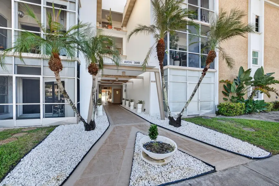 3040 NE 16th Avenue #411, Oakland Park, FL 33334 - #2