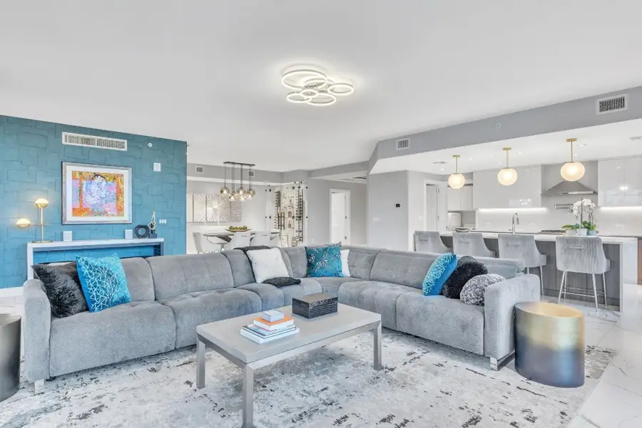 1507 SE 15th Street #302, Fort Lauderdale, FL 33316 - #3