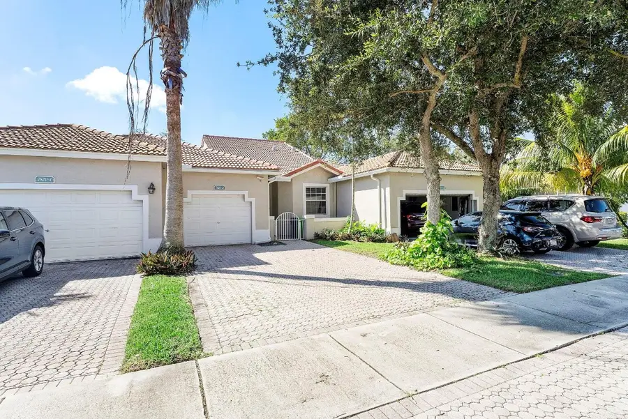 7520 S Aragon Boulevard #2, Sunrise, FL 33313 - #2