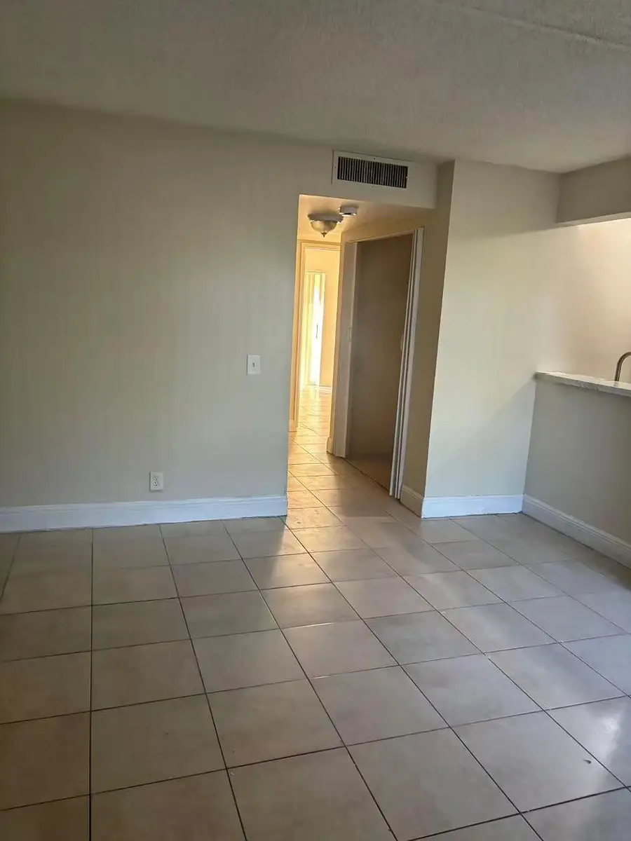 704 Meadows Circle #704, Boynton Beach, FL 33436 - #3