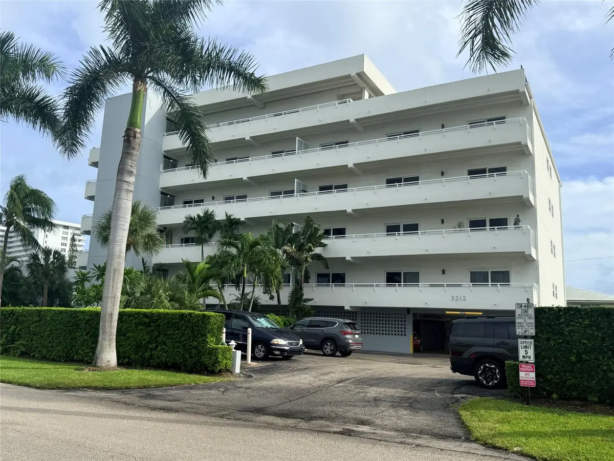 3212 NE 12th Street #303, Pompano Beach, FL 33062 - #1