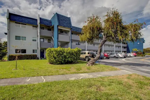 7867 Golf Circle Drive #108, Margate, FL 33063