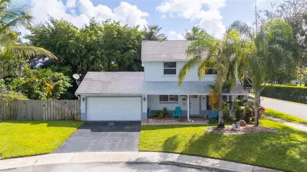 4770 SW 57th Terrace, Davie, FL 33314
