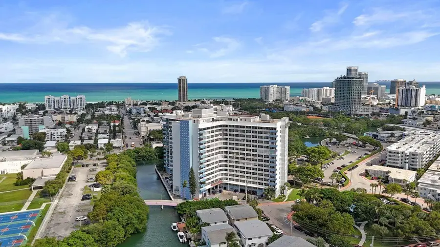 7441 Wayne Avenue #10c, Miami Beach, FL 33141 - #3