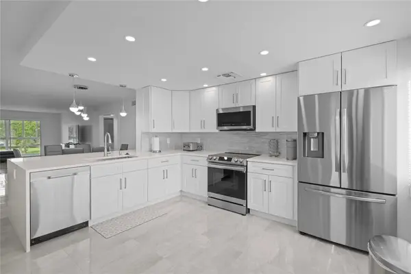 4301 Martinique Circle #M2, Coconut Creek, FL 33066