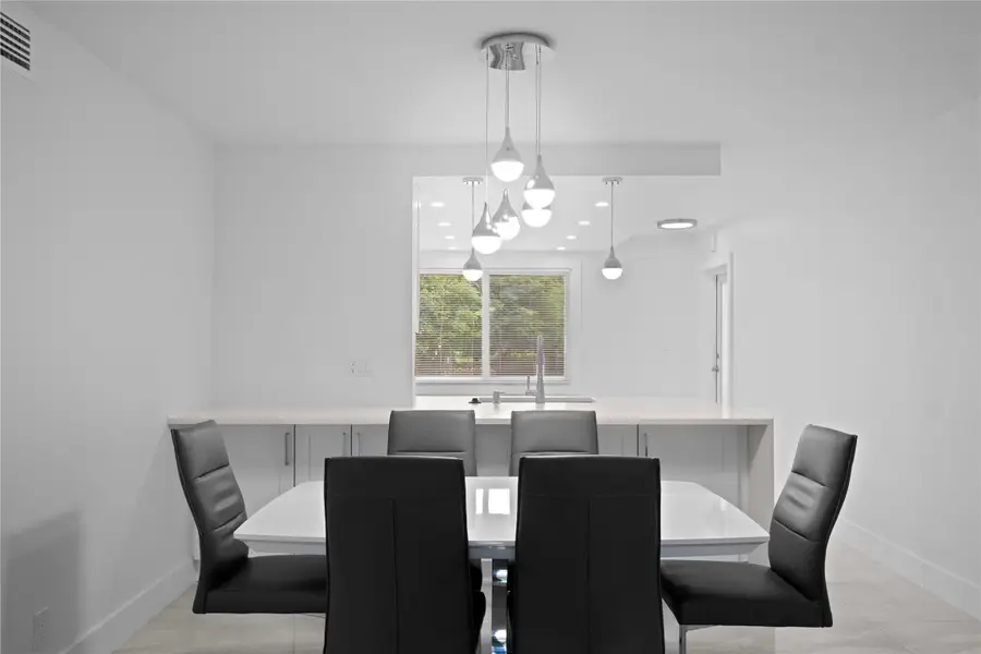 4301 Martinique Circle #M2, Coconut Creek, FL 33066 - #3