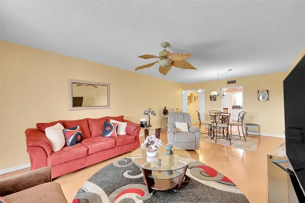 3475 Broken Woods Drive #401, Coral Springs, FL 33065