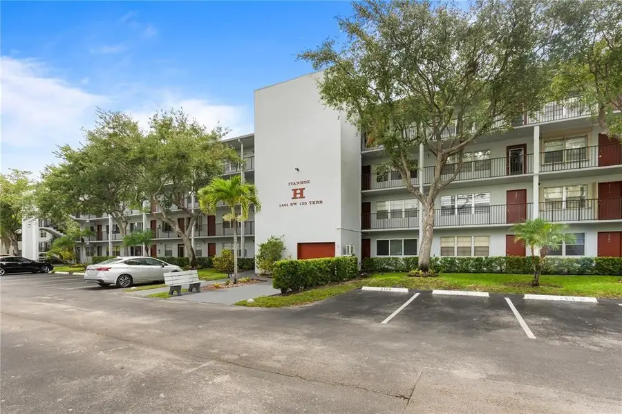 1401 SW 135th Terrace #310h, Pembroke Pines, FL 33027 - #2