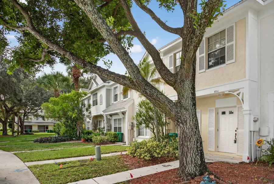 7711 Sanibel Drive, Tamarac, FL 33321 - #2