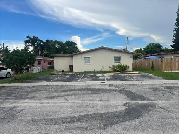 340-400 NE 44th Street, Deerfield Beach, FL 33064