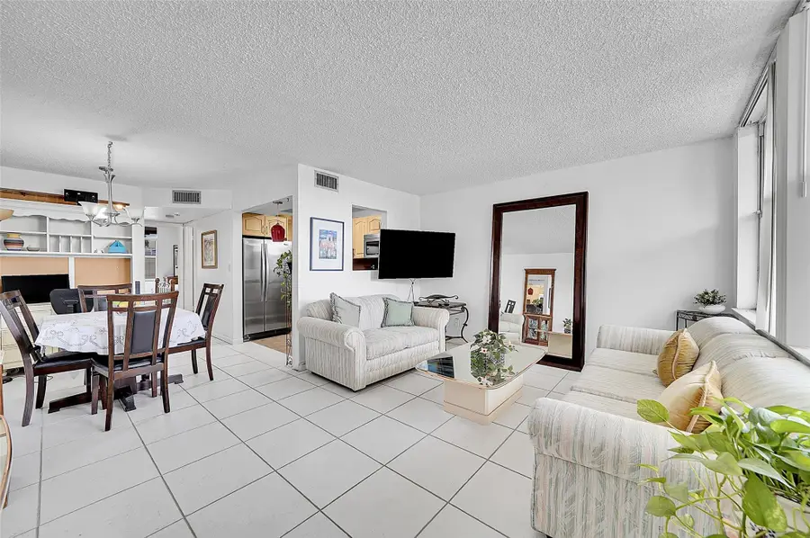 9061 Sunrise Lakes Boulevard #102, Sunrise, FL 33322 - #3