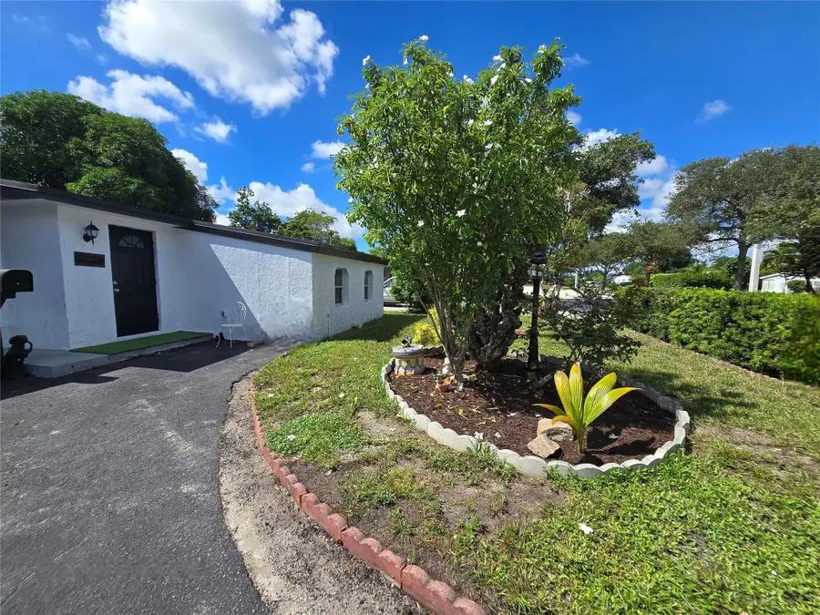 6138 Southgate Boulevard, Margate, FL 33068 - #2