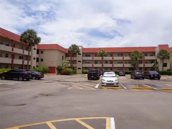 2831 E Sunrise Lks Drive #209, Sunrise, FL 33322