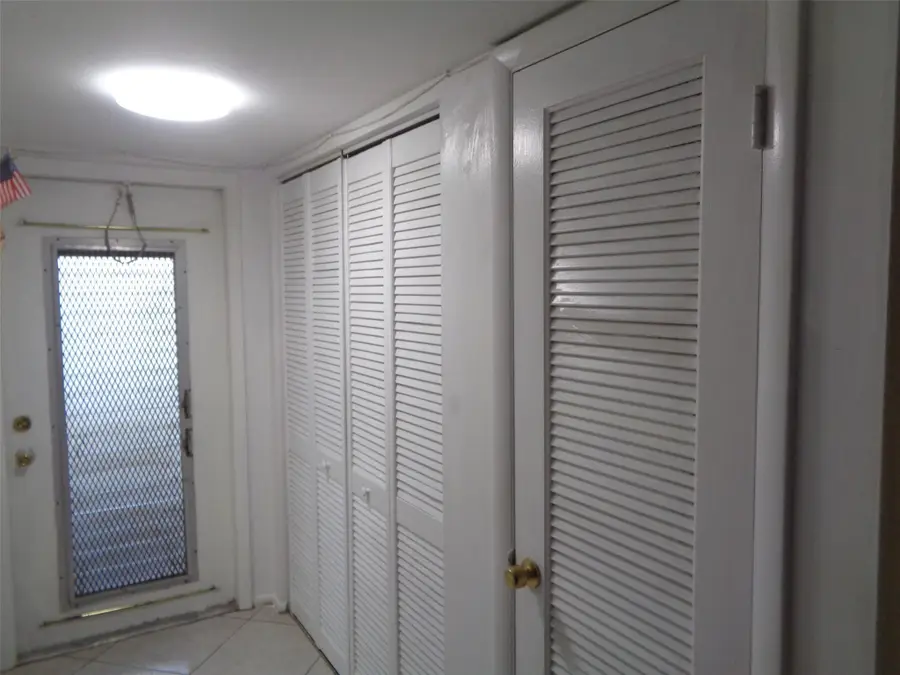 2831 E Sunrise Lakes Drive #209, Sunrise, FL 33322 - #3