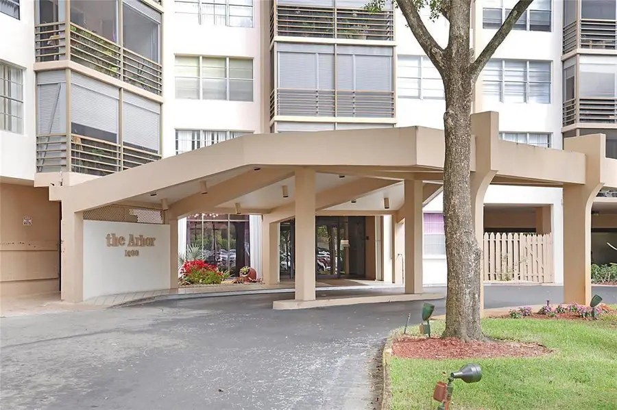 1400 Saint Charles Place #616, Pembroke Pines, FL 33026 - #3