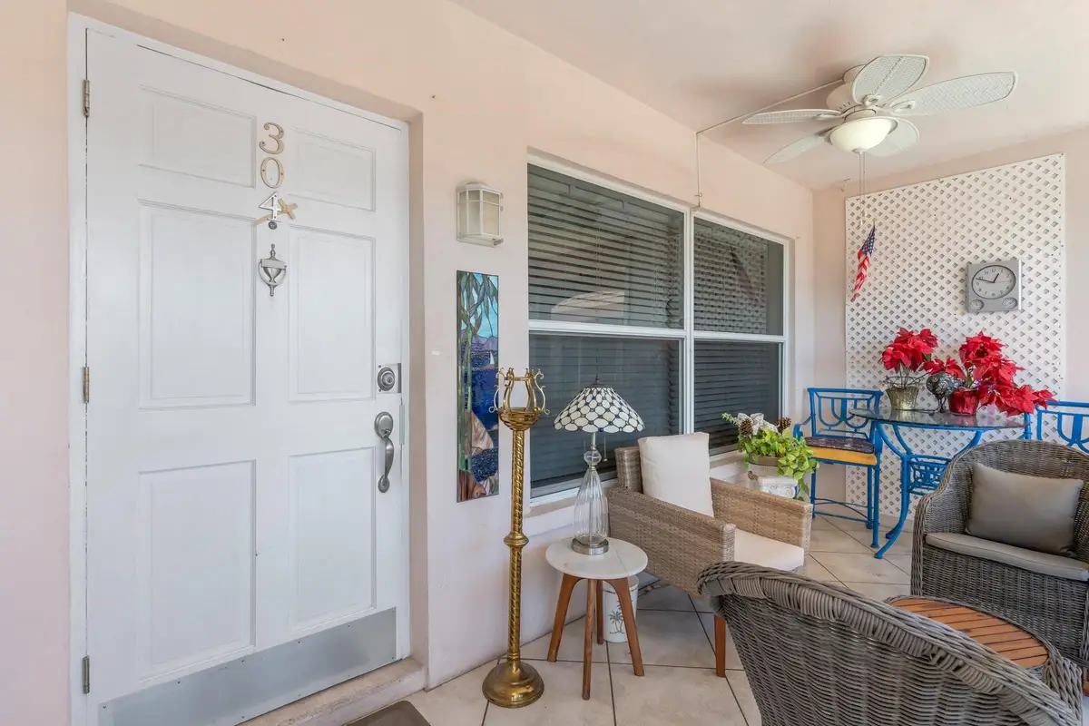 100 SE 6th Avenue #304, Pompano Beach, FL 33060 - #1