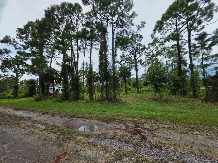 418 Lampion Avenue, Lehigh Acres, FL 33974 - #3