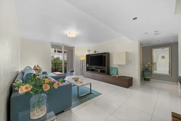 520 SE 5th Avenue #2406, Fort Lauderdale, FL 33301