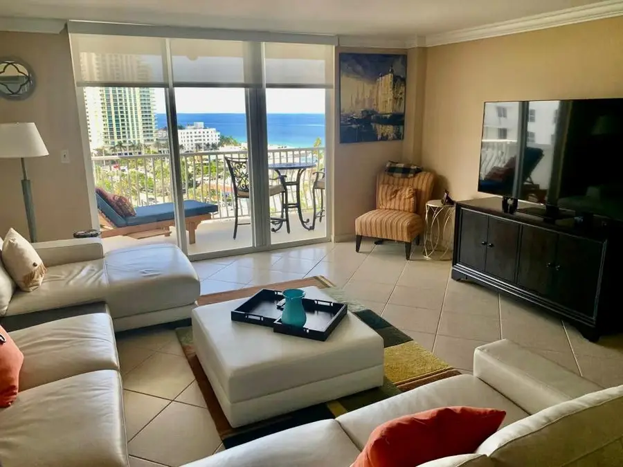 1 Las Olas Circle #1415, Fort Lauderdale, FL 33316 - #3