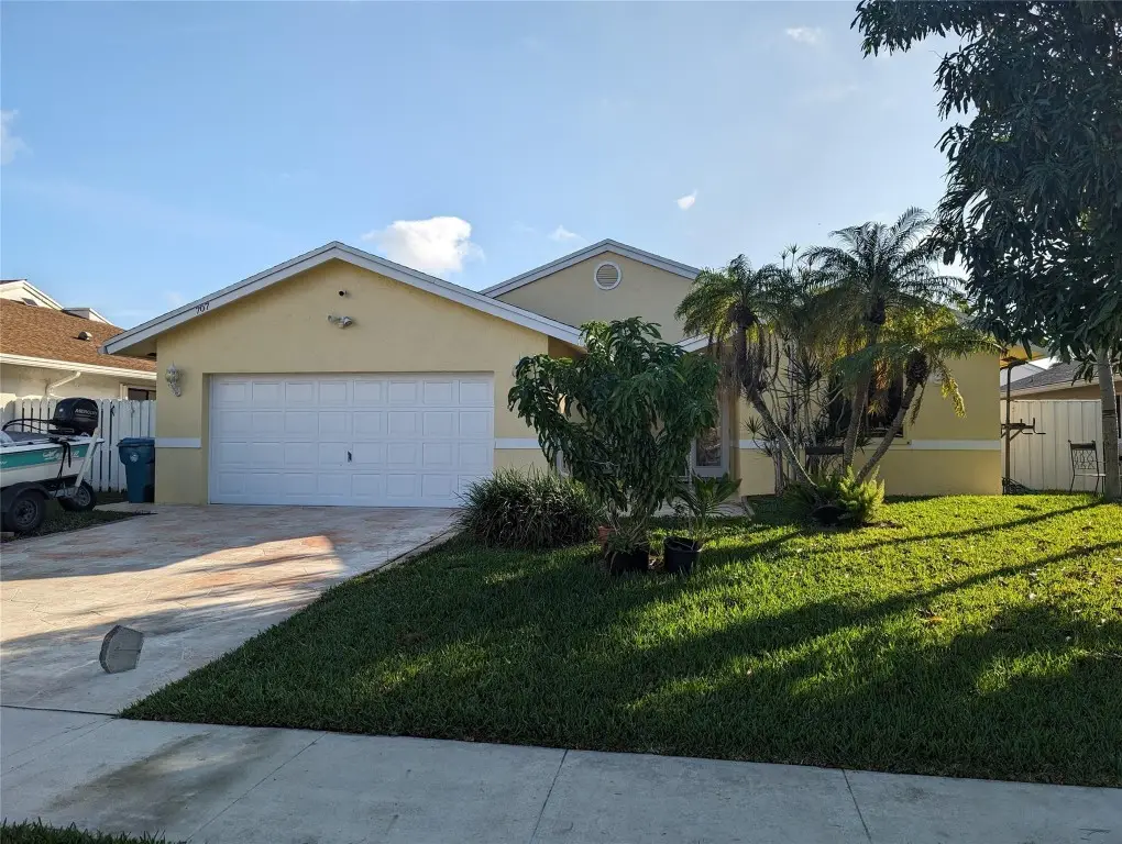 707 SE 3rd Avenue, Dania Beach, FL 33004 - #1