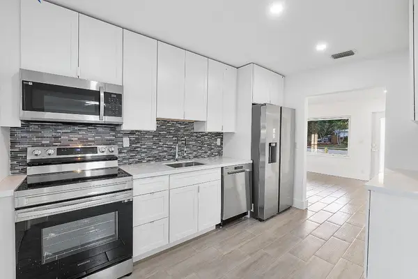 370 S Golf Boulevard, Pompano Beach, FL 33064