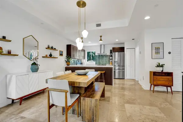 1110 NE 17th Way, Fort Lauderdale, FL 33304