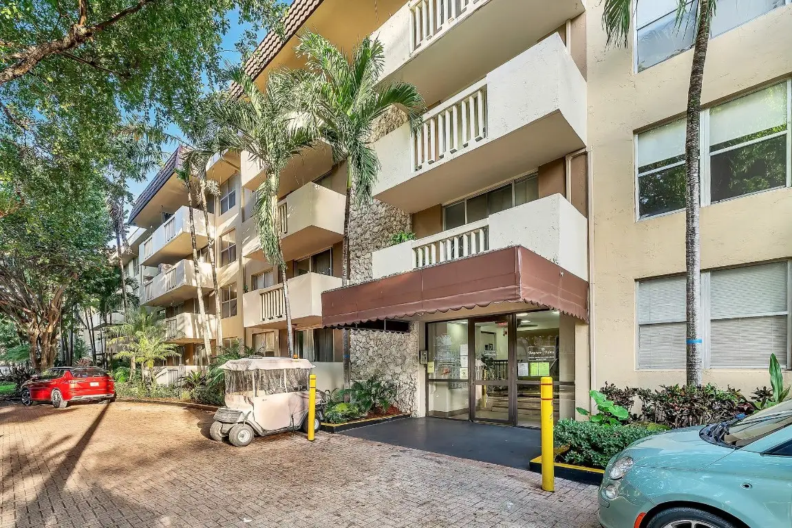 1800 Sans Souci Boulevard #304, North Miami, FL 33181 - #1