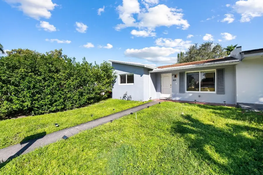 824 N Golf Drive, Hollywood, FL 33021 - #2