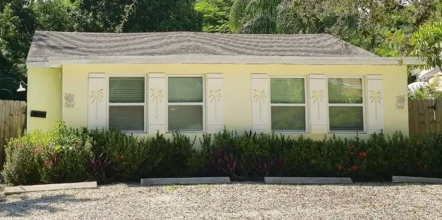 1215 NE 13th Avenue, Fort Lauderdale, FL 33304 - #2