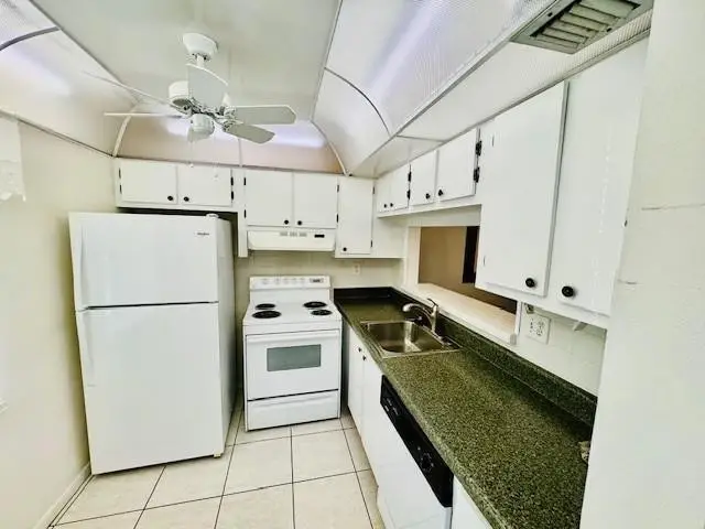 9401 Lime Bay Boulevard #114, Tamarac, FL 33321 - #3