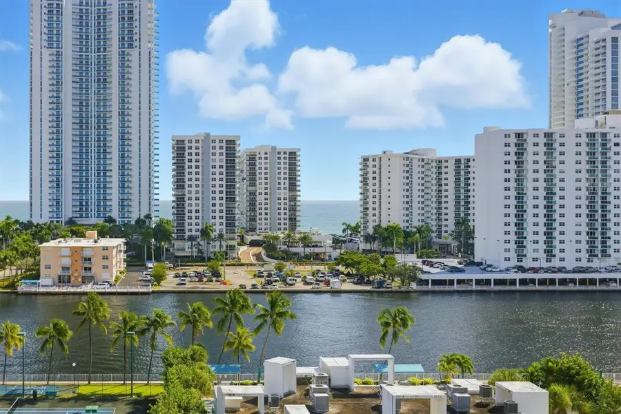 1000 Parkview Drive #1030, Hallandale Beach, FL 33009 - #3