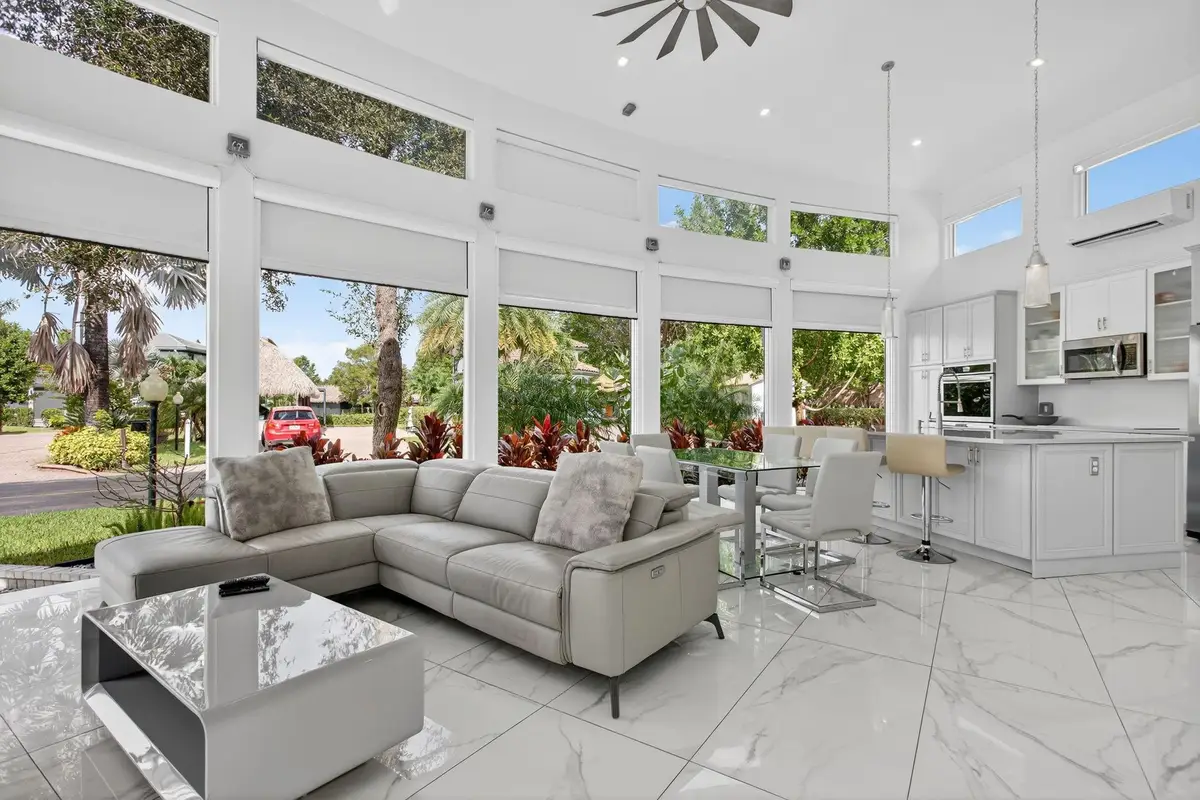 552 N Carol Parkway #552, Margate, FL 33068 - #1