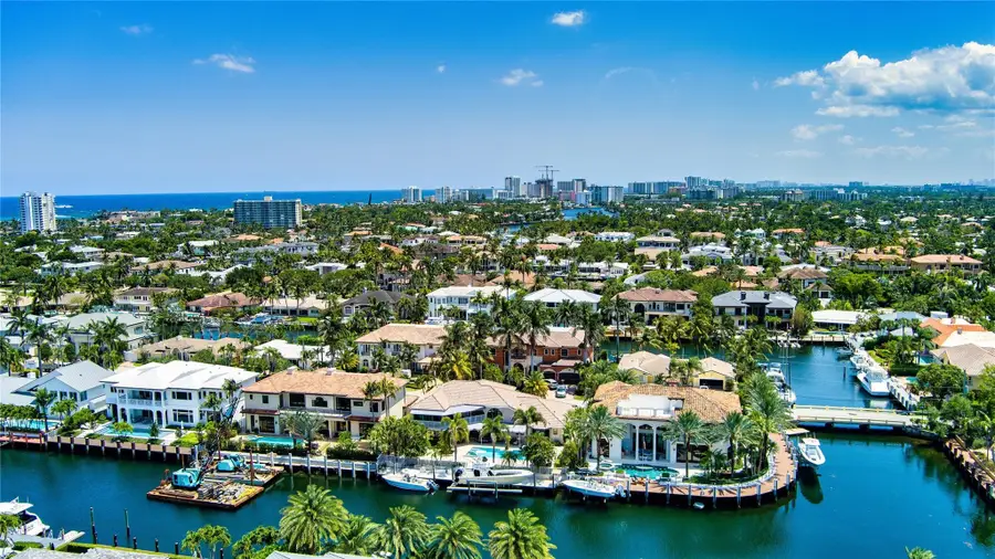 2325 NE 28th Street, Lighthouse Point, FL 33064 - #2