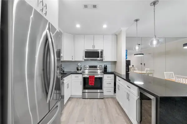 6205 Bay Club Drive #3, Fort Lauderdale, FL 33308