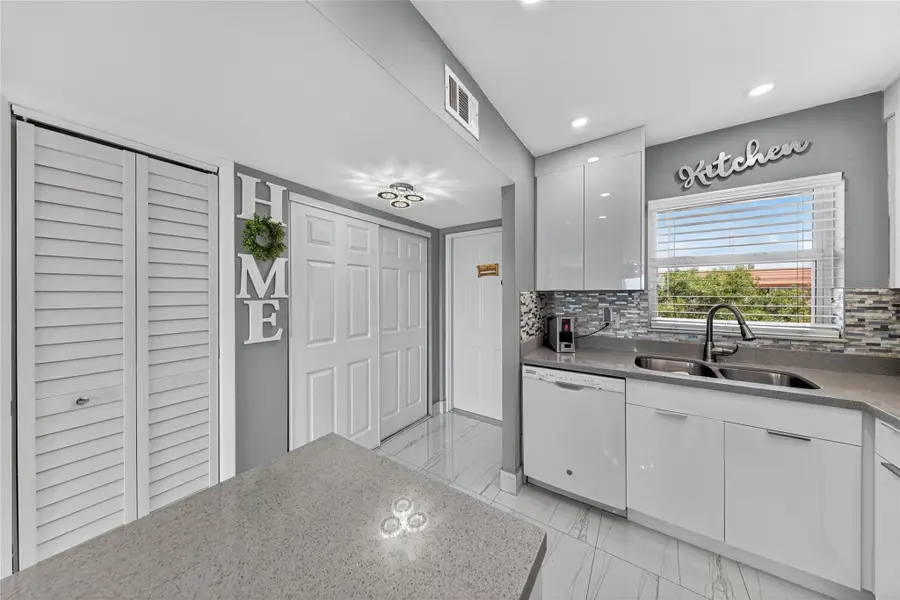 2741 N Pine Island Road #302, Sunrise, FL 33322 - #2