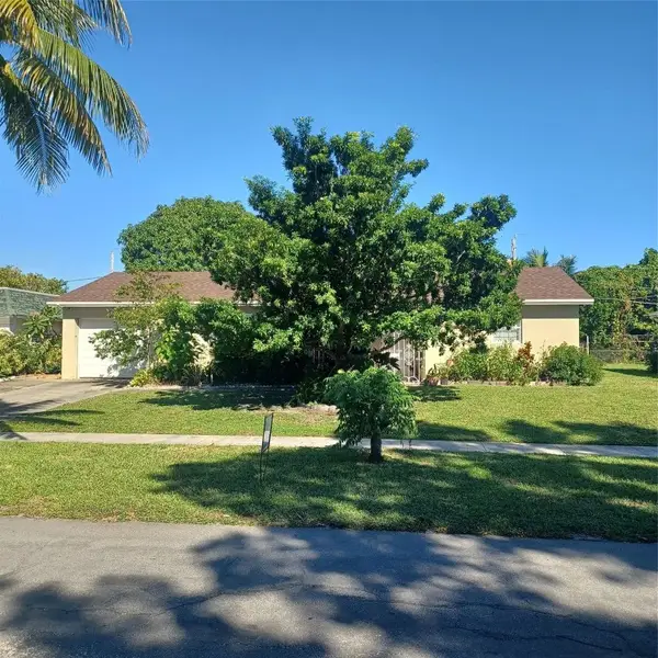 1621 42nd Street, West Palm Beach, FL 33407