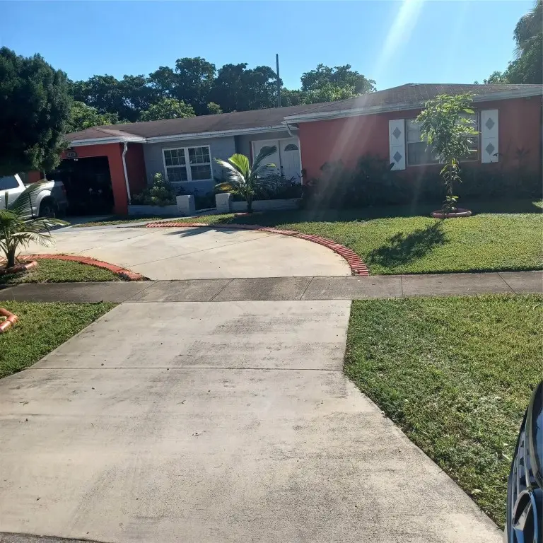 206 Gale Place, West Palm Beach, FL 33409 - #2